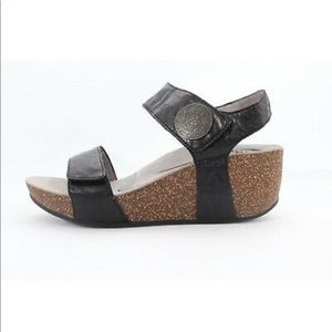 Abeo Wedge